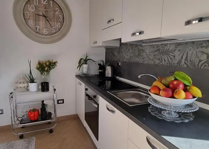 Lovely Апартаменти